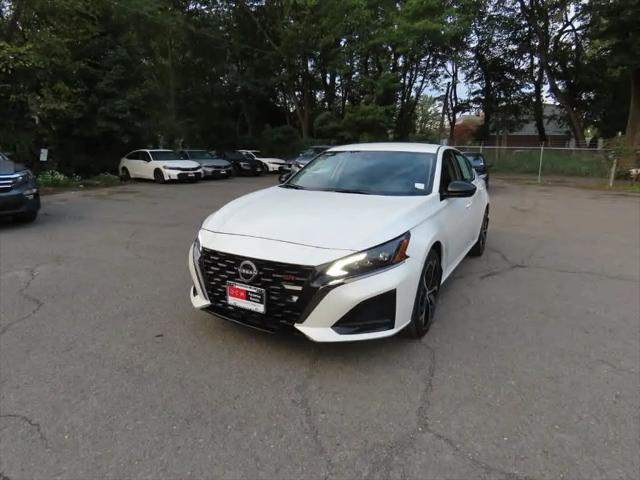 2024 Nissan Altima SR FWD for sale in Paramus, NJ
