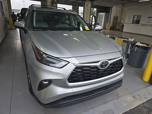 2023 Toyota Highlander XLE for sale in Groveport, OH