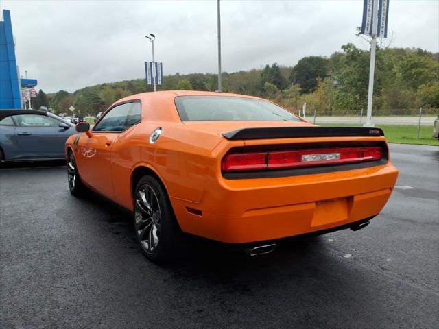2014 Dodge Challenger SRT8 Core