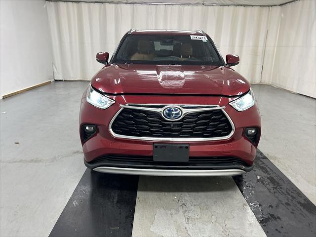 2021 Toyota Highlander Hybrid Platinum
