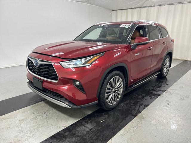 2021 Toyota Highlander Hybrid Platinum