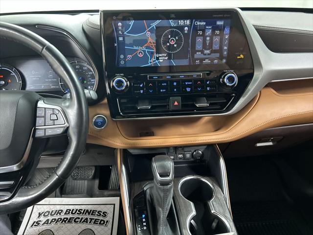 2021 Toyota Highlander Hybrid Platinum