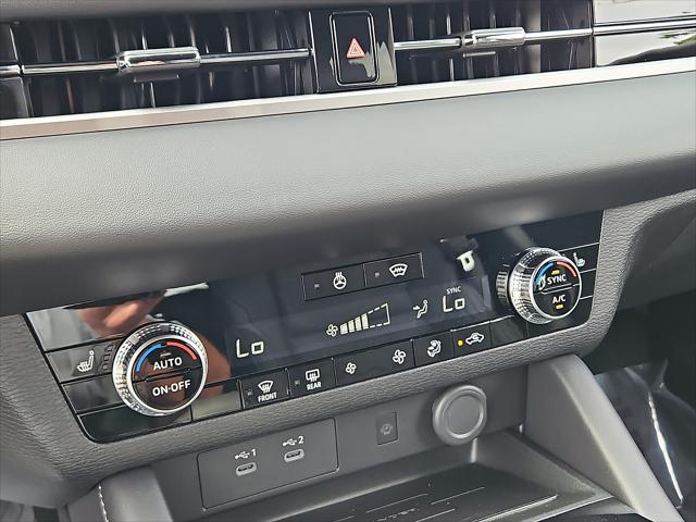 2026 Mitsubishi Outlander LE 1.5T S-AWC
