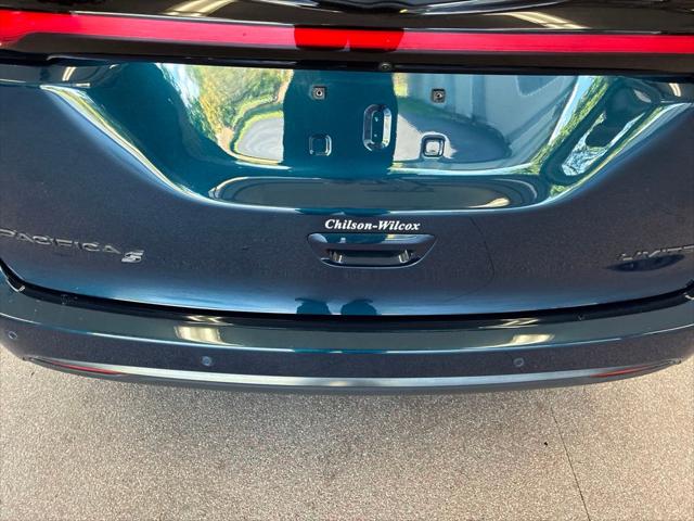 2025 Chrysler Pacifica Limited
