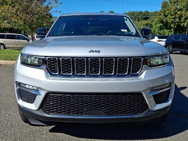 2022 Jeep Grand Cherokee Limited 4x4 2022 Jeep Grand Cherokee Limited 4x4