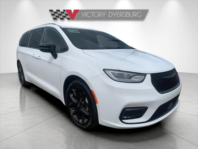 2025 Chrysler Pacifica Limited for sale in Dyersburg, TN