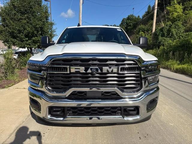 2026 RAM Ram 2500 RAM 2500 TRADESMAN CREW CAB 4X4 64 BOX