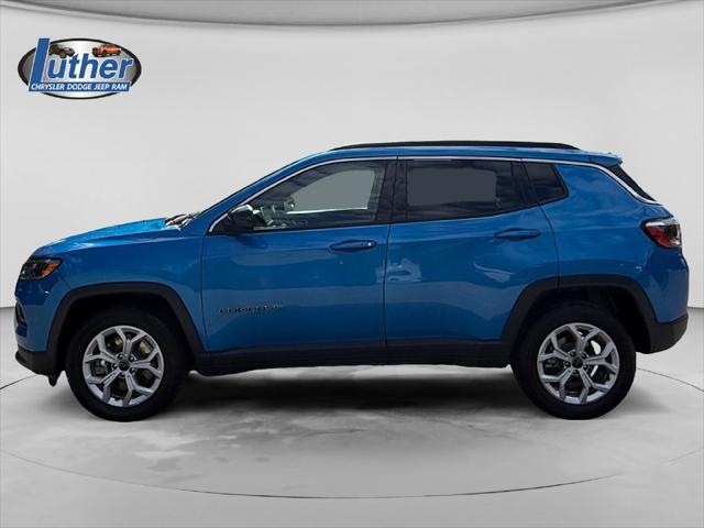 2025 Jeep Compass Latitude 4x4 2025 Jeep Compass Latitude 4x4