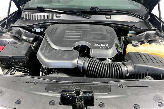 Used 2020 Dodge Charger SXT RWD For Sale in Olive Branch, MS