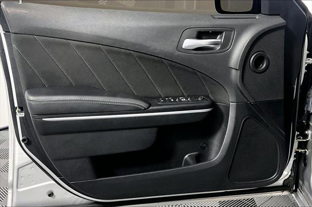 Used 2020 Dodge Charger SXT RWD For Sale in Olive Branch, MS