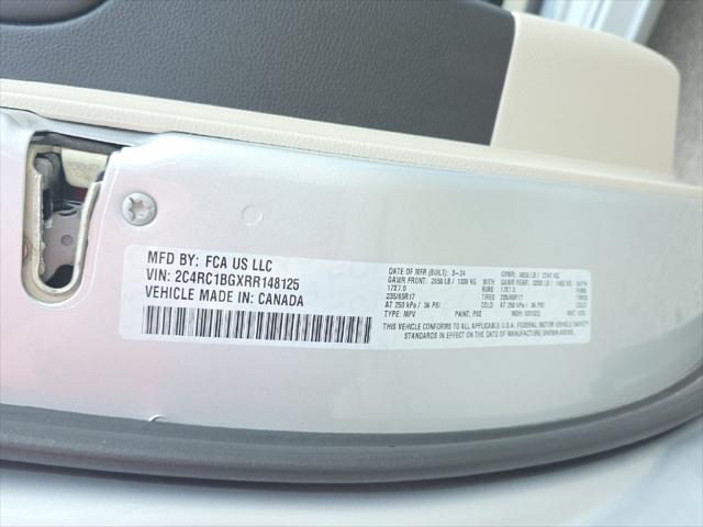 2024 Chrysler Pacifica Touring L
