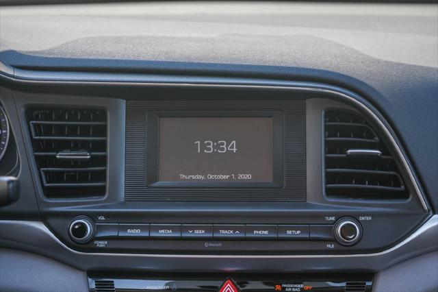 2020 Hyundai Elantra SE