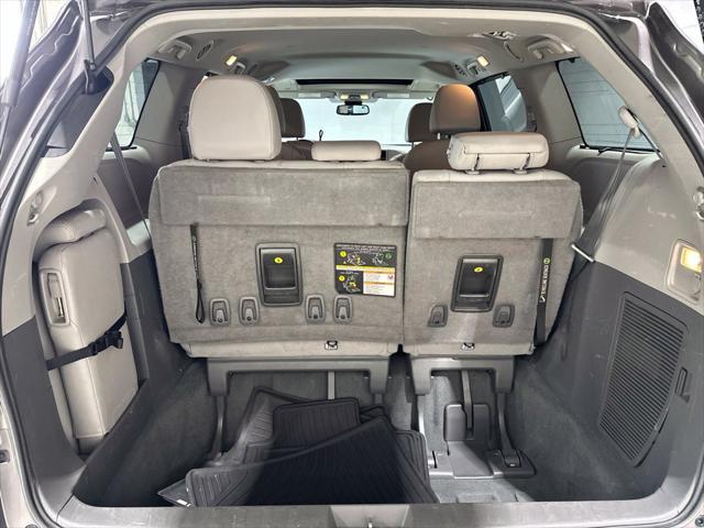 2020 Toyota Sienna XLE
