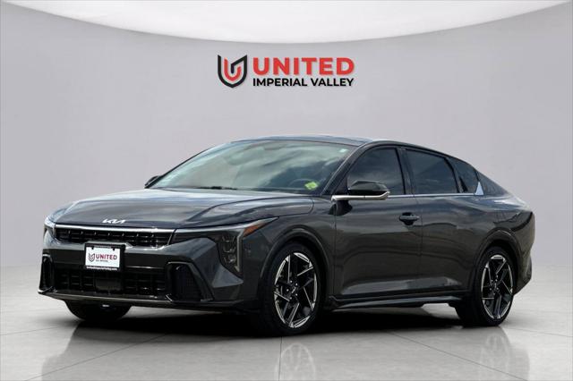 2025 Kia K4 GT-Line