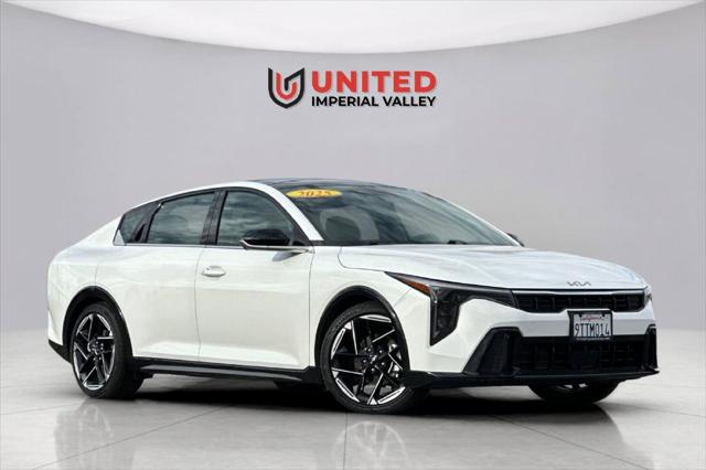 2025 Kia K4 GT-Line
