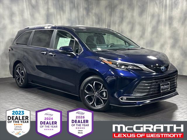 2025 Toyota Sienna Platinum for sale in Westmont, IL
