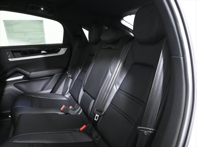 2026 Porsche Cayenne Unknown