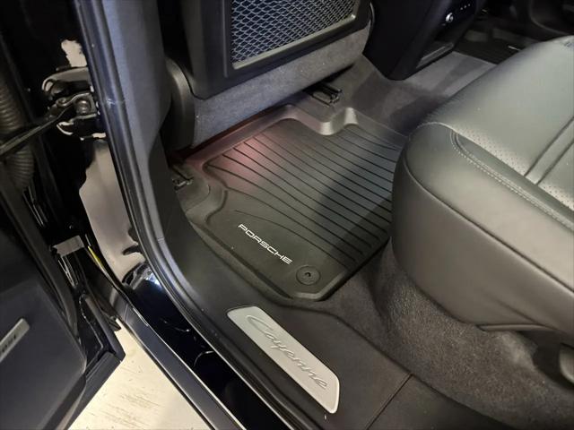 2024 Porsche Cayenne Coupe