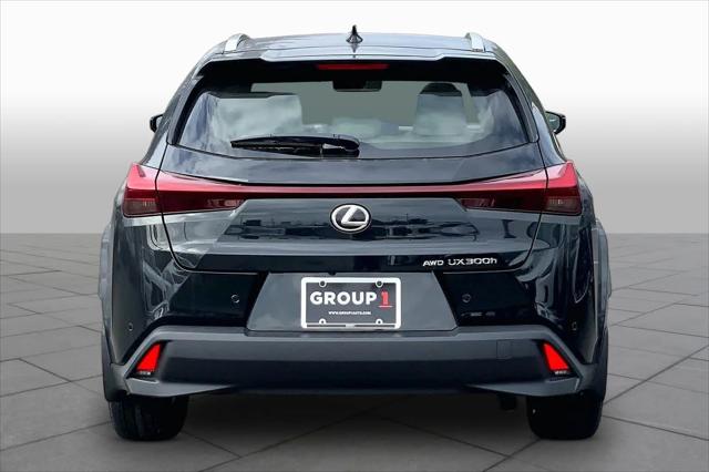2026 Lexus 300 Premium AWD