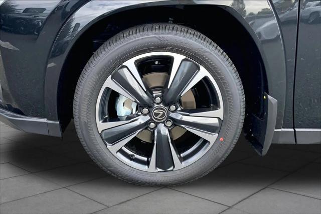 2026 Lexus 300 Premium AWD