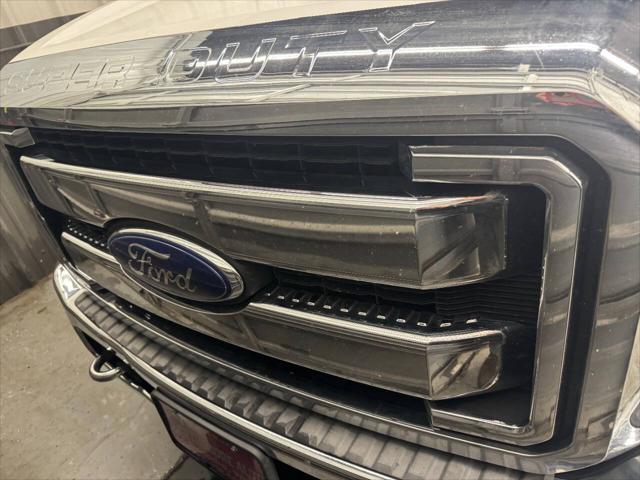 2013 Ford F-350 Lariat 4x4 4dr Crew Cab 6.8 ft. SB SRW Pickup