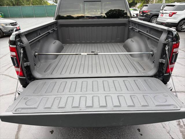 2022 Ram 1500 Laramie Crew Cab 4x4 57 Box
