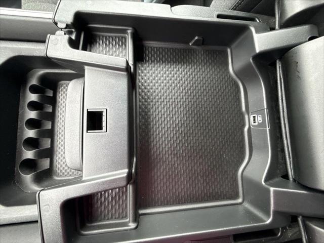 2019 Ram 1500 Big Horn/Lone Star Crew Cab 4x4 64 Box