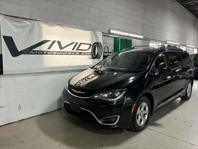 2017 Chrysler Pacifica Touring-L Plus for sale in Villa Park, IL