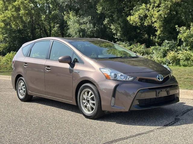 2015 Toyota Prius v Three for sale in Farmington, MN