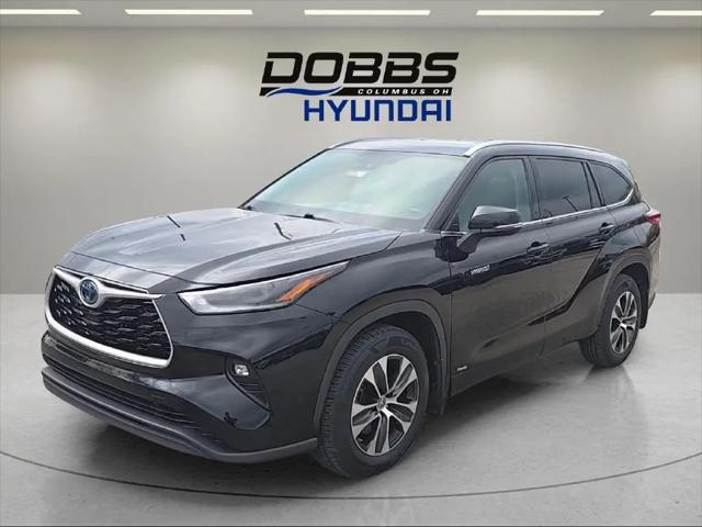 2021 Toyota Highlander Hybrid XLE for sale in Columbus, OH