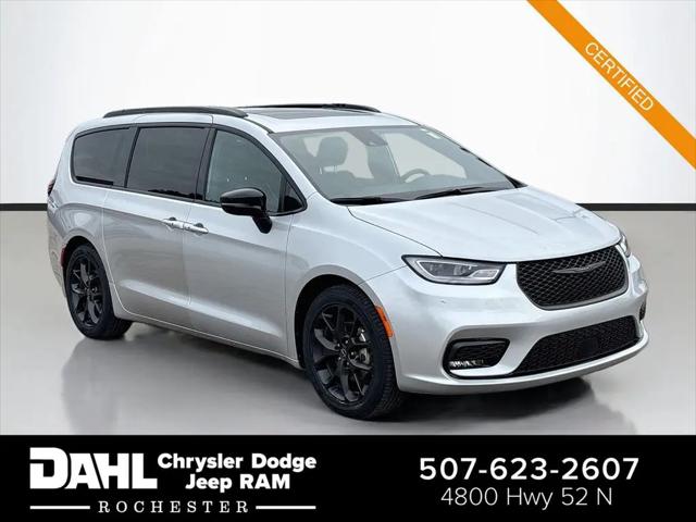 2026 Chrysler Pacifica Limited for sale in Rochester, MN