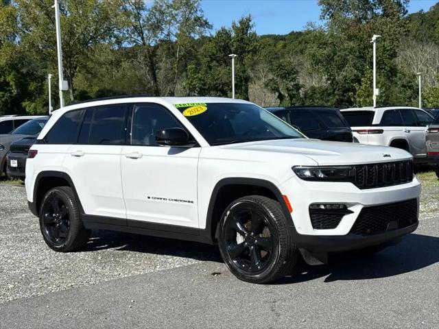 2023 Jeep Grand Cherokee Limited 4x4 for sale in Bedford Hills, NY