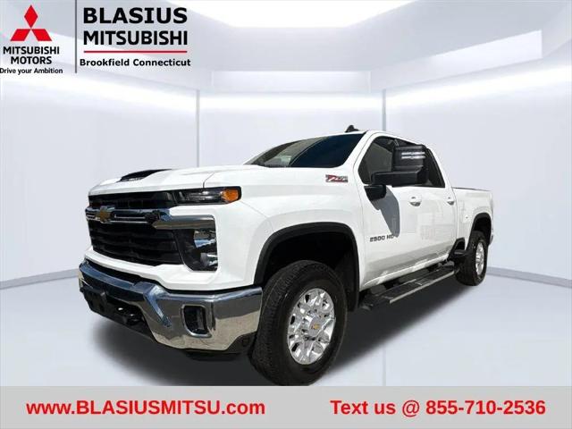 2025 Chevrolet Silverado 2500HD 4WD Crew Cab Standard Bed LT for sale in Brookfield, CT