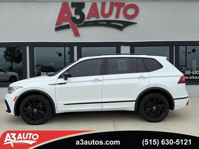 2022 Volkswagen Tiguan 2.0T SE R-Line Black for sale in Bondurant, IA