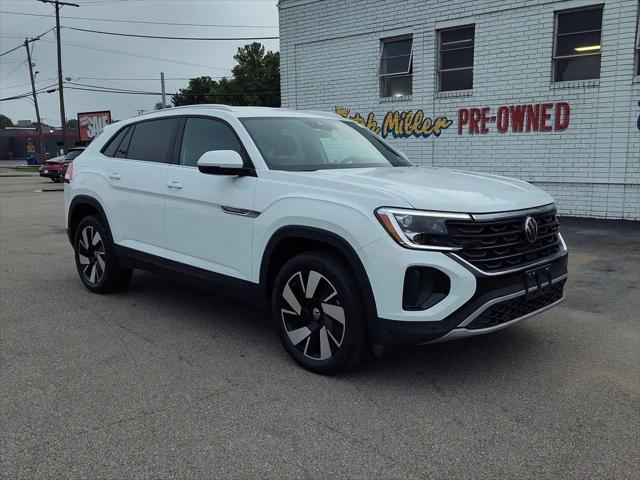 2025 Volkswagen Atlas Cross Sport 2.0T SE w/Technology for sale in Huntington, WV