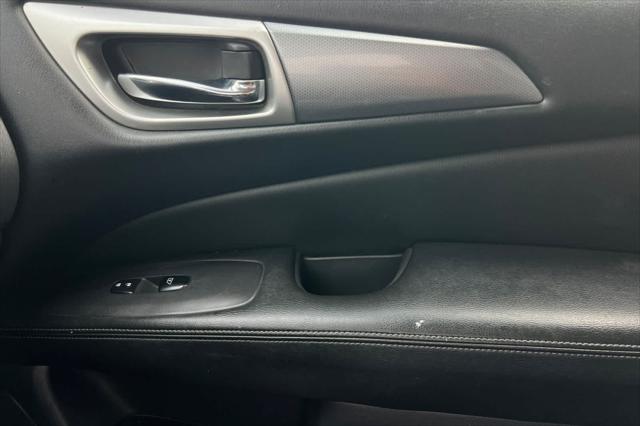 2018 Nissan Pathfinder SL