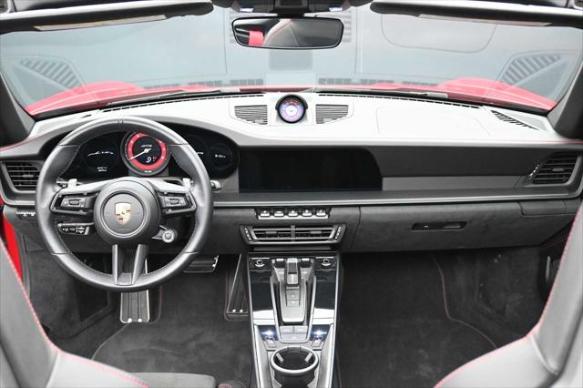 2024 Porsche 911 Carrera GTS Cabriolet