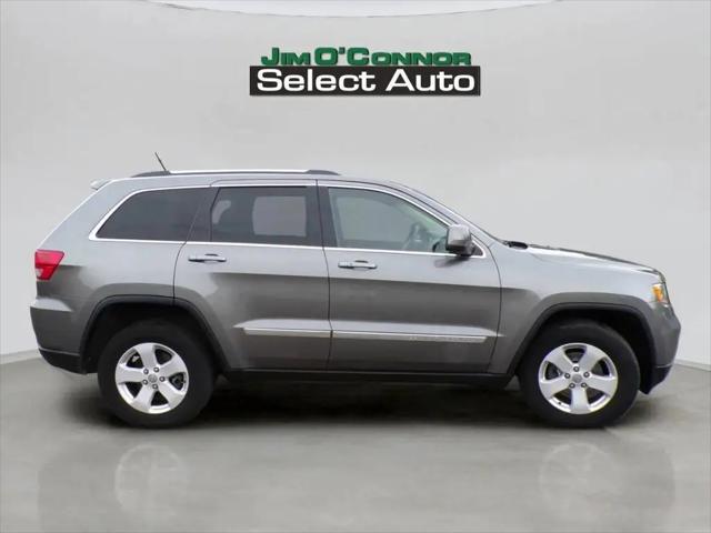 2013 Jeep Grand Cherokee Laredo for sale in Oconomowoc, WI