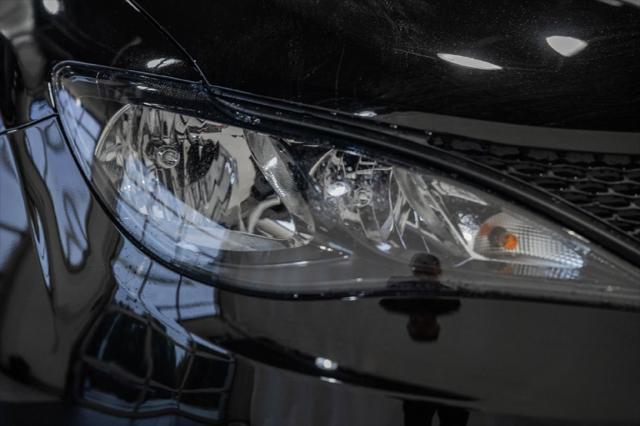 2027 Chrysler Pacifica LX