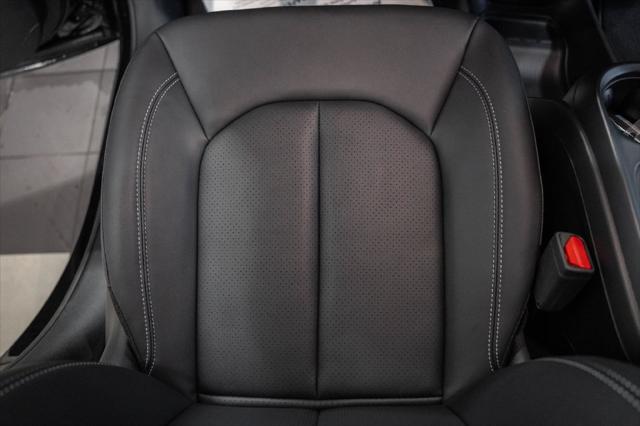 2027 Chrysler Pacifica LX