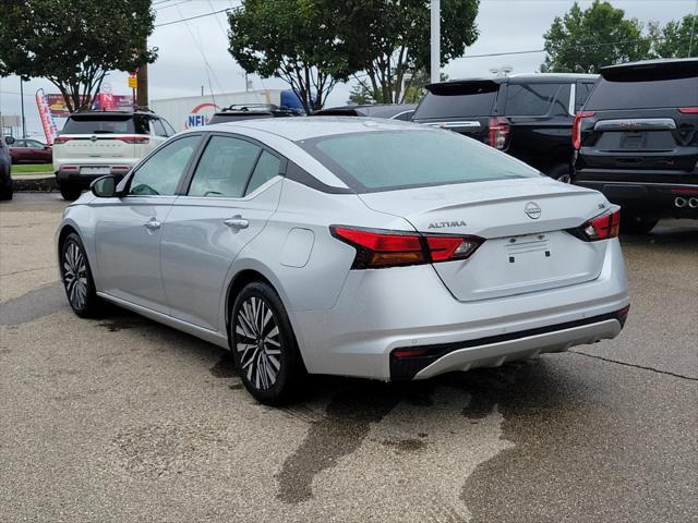 2024 Nissan Altima SV FWD