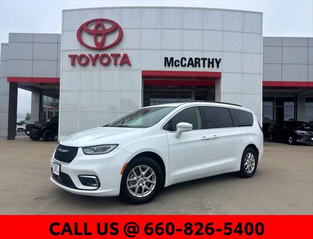 2022 Chrysler Pacifica Touring L for sale in Sedalia, MO