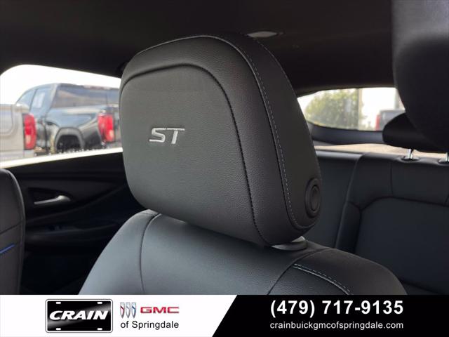 2026 Buick NV Sport Touring FWD