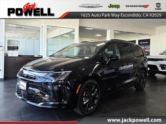 2027 Chrysler Pacifica Limited for sale in Escondido, CA