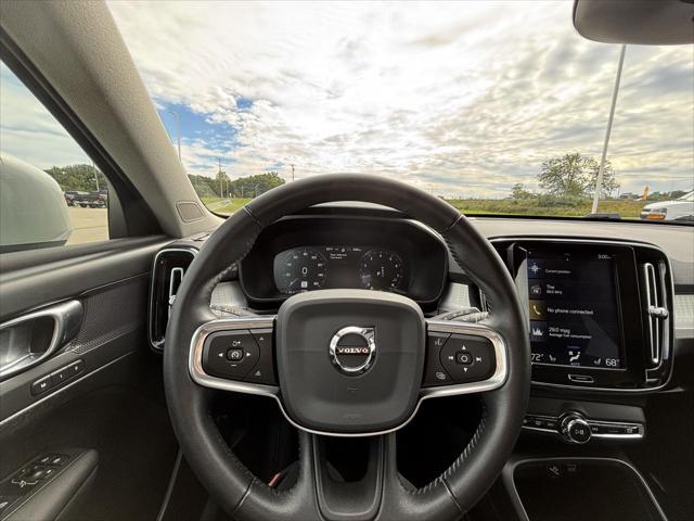 Used 2020 Volvo XC40 T5 Momentum For Sale in Jackson, MI