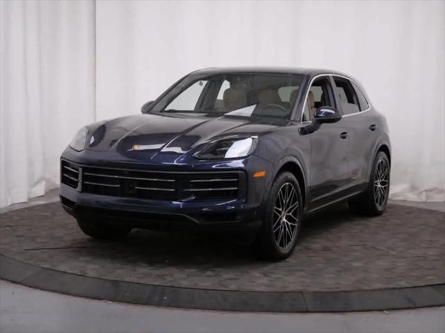 2025 Porsche Cayenne Cayenne for sale in Golden Valley, MN