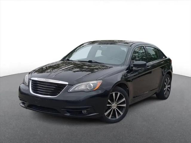 2013 Chrysler 200 Limited for sale in Troy, MI