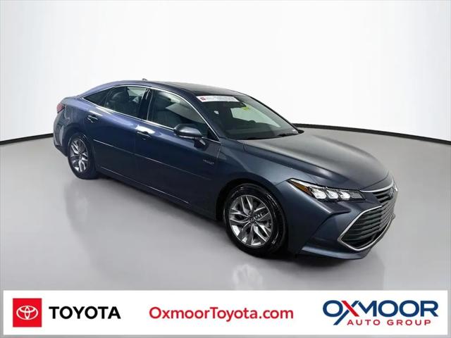 2019 Toyota Avalon Hybrid XLE for sale in Louisville, KY