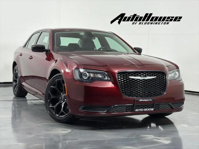 2019 Chrysler 300 Touring for sale in Bloomington, IL