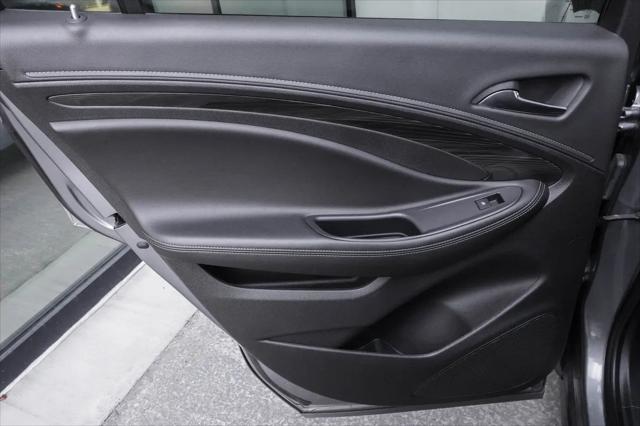 2020 Buick Envision FWD Essence